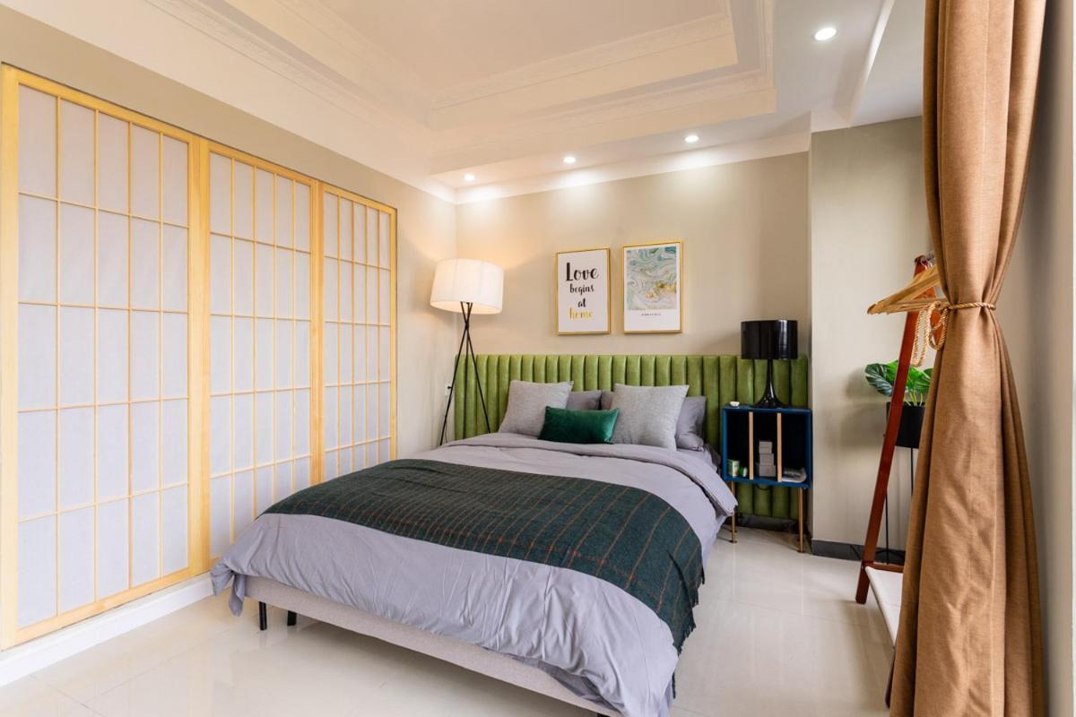 Wuhan Hongshan-Guanggu Square- Locals Apartment 00157650 Exterior photo
