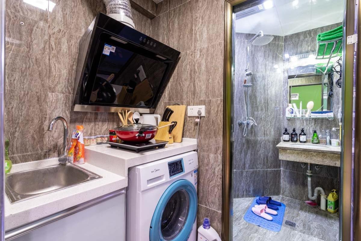 Wuhan Hongshan-Guanggu Square- Locals Apartment 00157650 Exterior photo